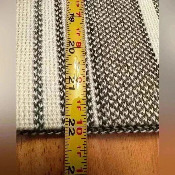 NEW Tory Burch Wrap Skirt Ivory W/ Gray/Brown Stripes - Zip Close, Size S Lined - Picture 11 of 11
